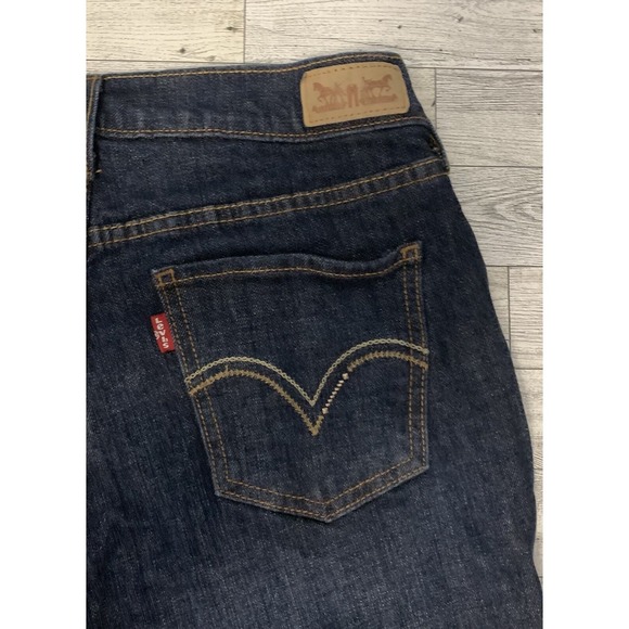 Signature Levi's Jeans Womens 4M Blue Medium Wash Bootcut Denim Pants - Picture 2 of 10